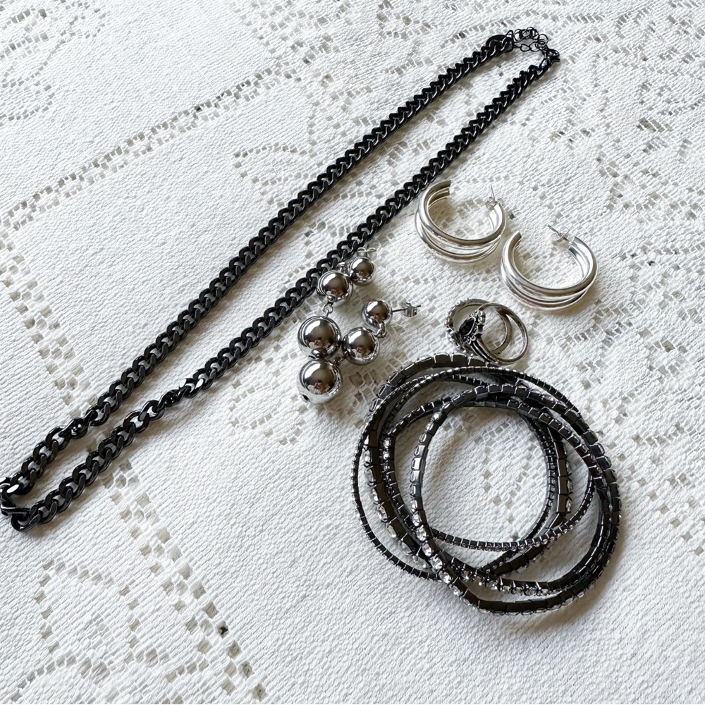 Claire’s Silver Tone & Gunmetal Jewelry Lot - Necklace Earrings Bracelets Rings